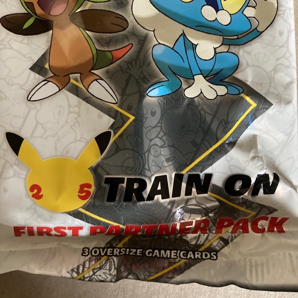 Pokémon TCG Special Edition Booster pack. 2 booster packs 3 jumbo cards 💧🔥🌲 - Picture 5 of 5